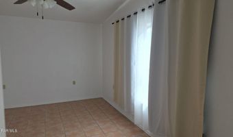 316 S Sixth St, Anthony, TX 79821