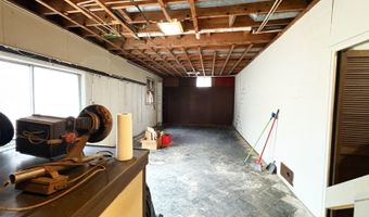 42 Walker St, Athens, OH 45701