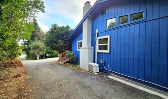 614 HASSETT St, Brookings, OR 97415