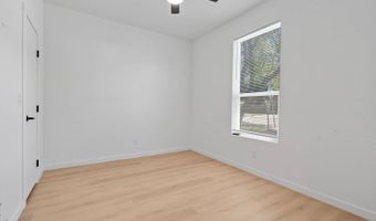 1005 F St SW, Ardmore, OK 73401