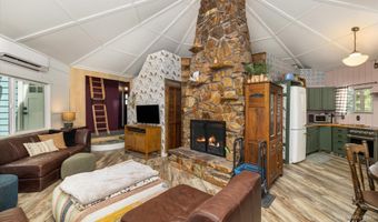 9785 Edna Pl, Cascade, ID 83611