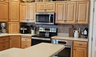 86 Rolling Hills Dr, Cody, WY 82414