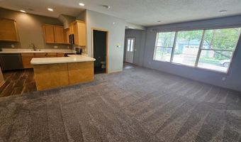 6637 Lamplight Dr, Albertville, MN 55301