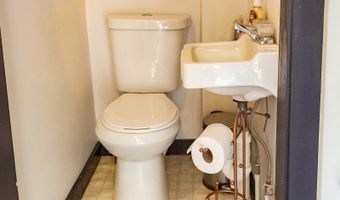 127 Swan Lake Ave, Belfast, ME 04915