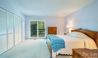 305 Piney Mountain Dr D-1, Asheville, NC 28805