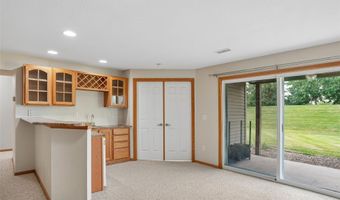 803 NE Rosewood Ln, Ankeny, IA 50021