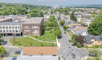556 N Pearl St, Menands, NY 12204