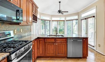 21102 RAINTREE Ct, Ashburn, VA 20147