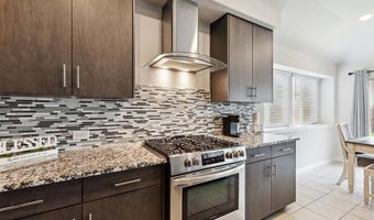 1097 Kingbird Ln, Alvarado, TX 76009