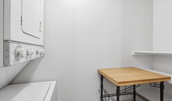 1001 N VERMONT St 804, Arlington, VA 22201