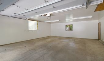 39081 N Sheridan Rd, Antioch, IL 60002
