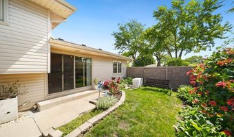 365 W Myrick Ave, Addison, IL 60101