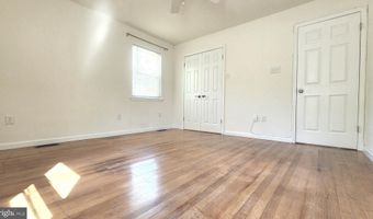 5 GLENWOOD Dr, Dover, DE 19904