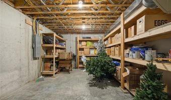 10700 SE Crabapple Rd, Agency, MO 64401