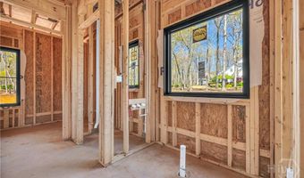 465 Stone Creek Dr, Hull, GA 30646