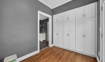 310 E Main St, Alhambra, IL 62001