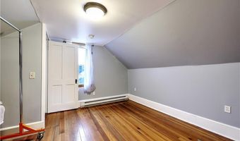 509 Middle Highway Hwy 2, Barrington, RI 02806