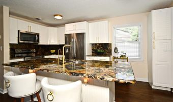 110 W PAR St, Orlando, FL 32804