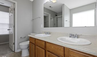 813 Aerostar Ct, Avon, IN 46123