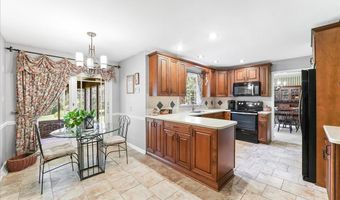 230 TREE TOP Ln, Hockessin, DE 19707