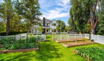 28845 Countryside Dr, Agoura Hills, CA 91301