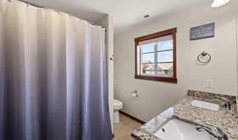 1444 Marina Cove Dr, Polk City, IA 50226