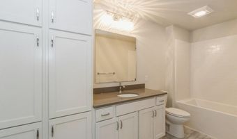 2224 Eversull Ln, North Liberty, IA 52317