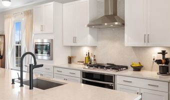 23158 HORSESHOE TRAIL Sq, Brambleton, VA 20148