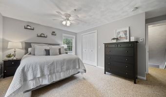 2 Taylor Mill Rd 1, Atkinson, NH 03811