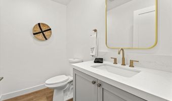 7901 Winsford, Westchester, CA 90045