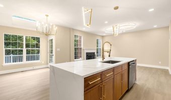 43621 DUNHILL CUP Sq, Ashburn, VA 20147
