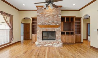 8022 Sidney Gautreaux Rd, Abbeville, LA 70510