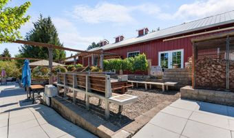 21338 OAK Ln, Aurora, OR 97002