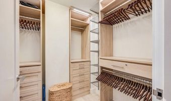 32 Traveler St #701, Boston, MA 02118