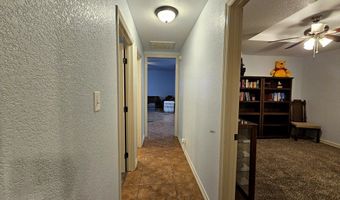 916- B Bronstad Dr, Andrews, TX 79714
