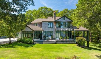 17 Pojac Point Rd, North Kingstown, RI 02852