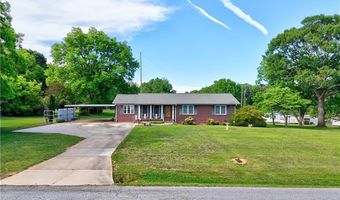 307 Calhoun Rd, Belton, SC 29627