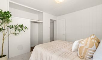 1878- A Mahana St, Honolulu, HI 96816