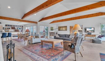 553 Hondo Seco Rd, Arroyo Seco, NM 87514