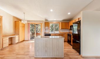 63552 Boyd Acres Rd, Bend, OR 97701