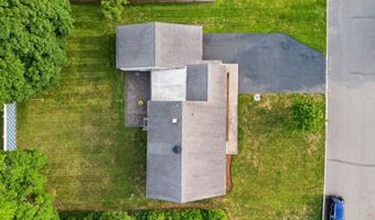 10 Frances Rd, Bayonne, NJ 07035