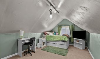 215 E WINNEBAGO St, Appleton, WI 54911