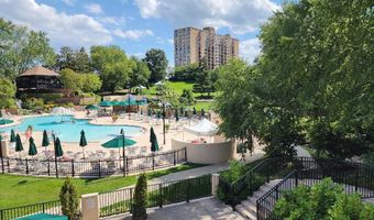 307 YOAKUM Pkwy 1024, Alexandria, VA 22304