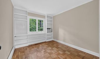1557 MOUNT EAGLE, Alexandria, VA 22302