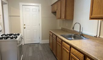 1127 Maplewood Ave, Ambridge, PA 15003