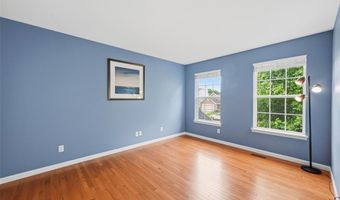 614 Whispering Willows Ct, Ballwin, MO 63021