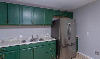1104 W Yucca Ave, Artesia, NM 88210