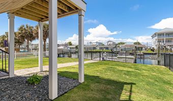 524 N Kinston Ave, Atlantic Beach, NC 28512