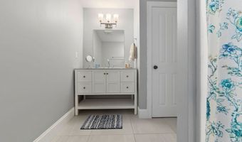 418 Mystic St, Arlington, MA 02474