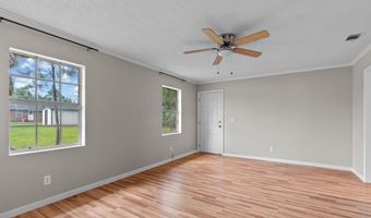 320 Brobston St, Baxley, GA 31513